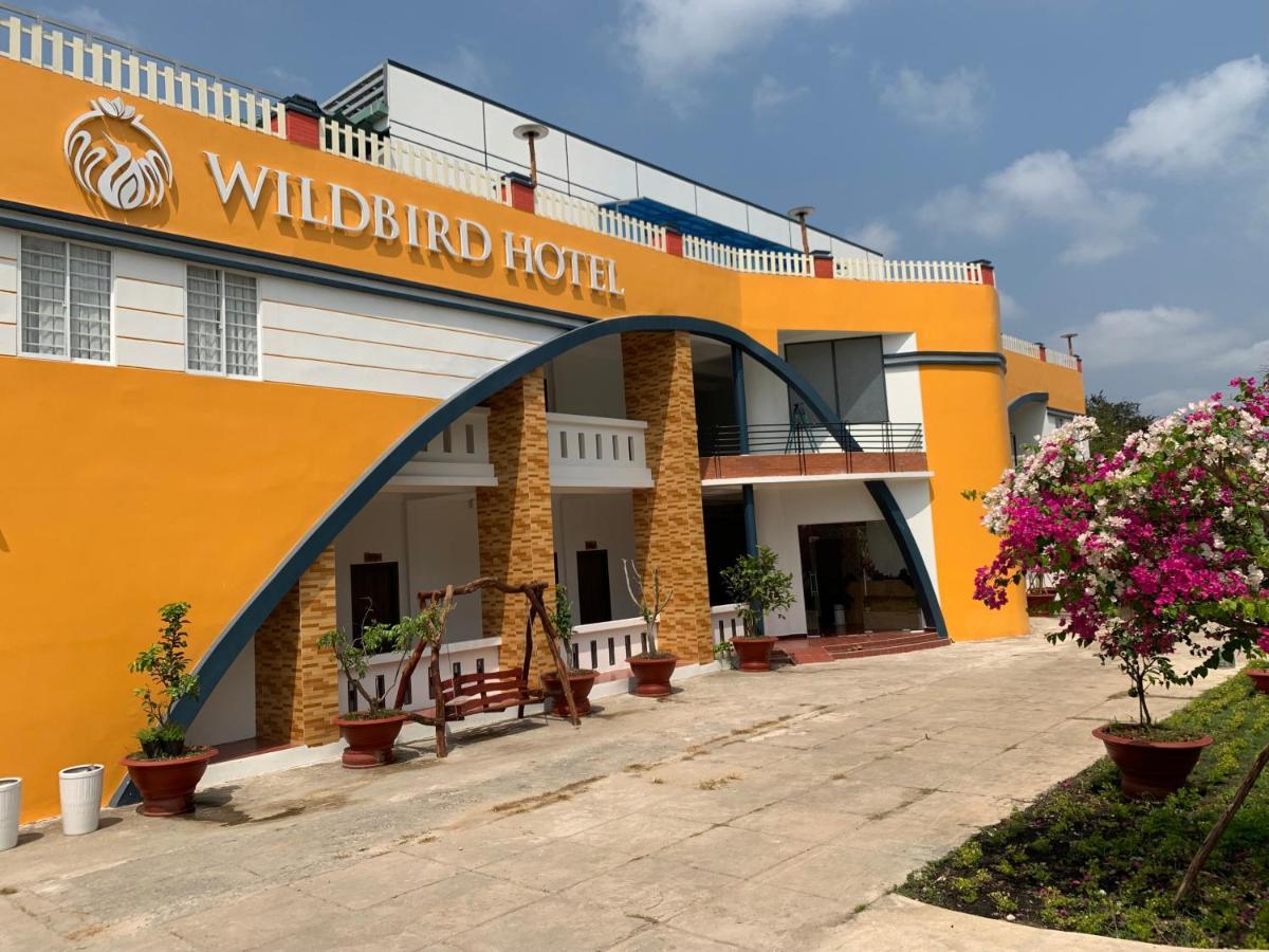 Wildbird Hotel Tràm Chim Exterior foto